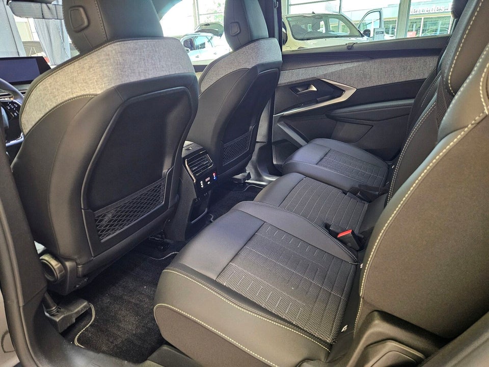 Peugeot e-5008 77 GT Pack 7prs 5d