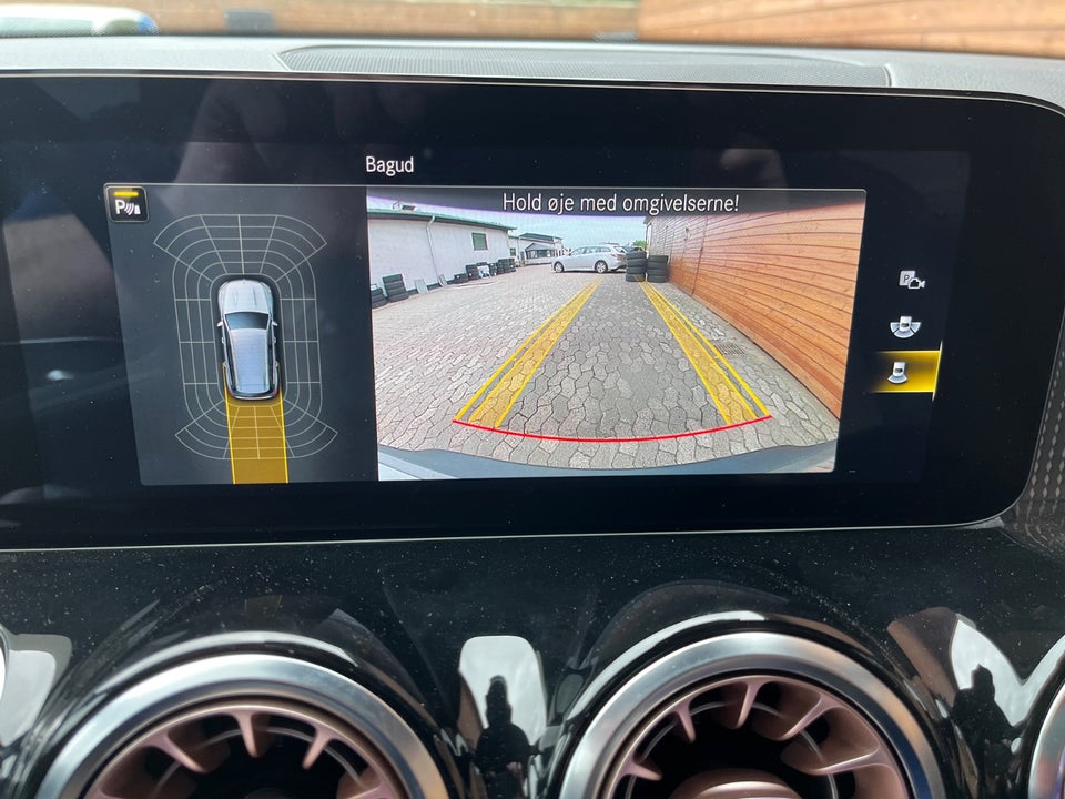 Mercedes EQB300 Progressive 4Matic 5d