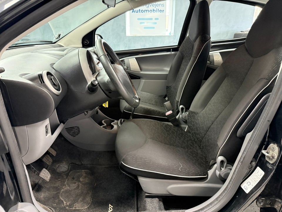 Peugeot 107 1,0 Active 5d