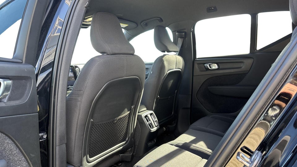 Volvo XC40 P6 ReCharge Core 5d