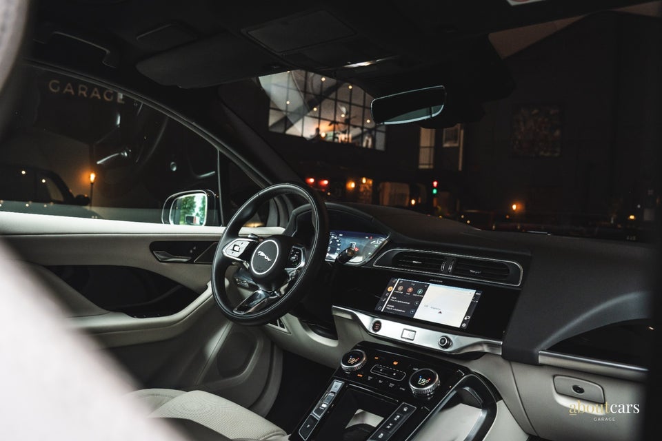 Jaguar I-Pace EV400 Black AWD 5d