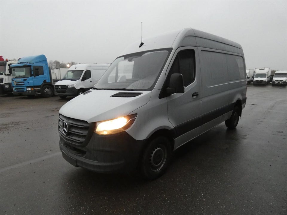 Mercedes Sprinter 316 2,2 CDi A2 Kassevogn RWD