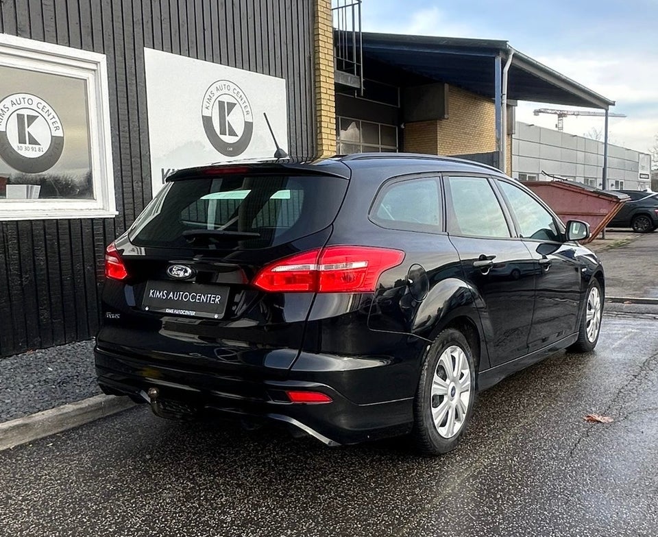 Ford Focus 1,5 EcoBlue ST-Line stc. 5d