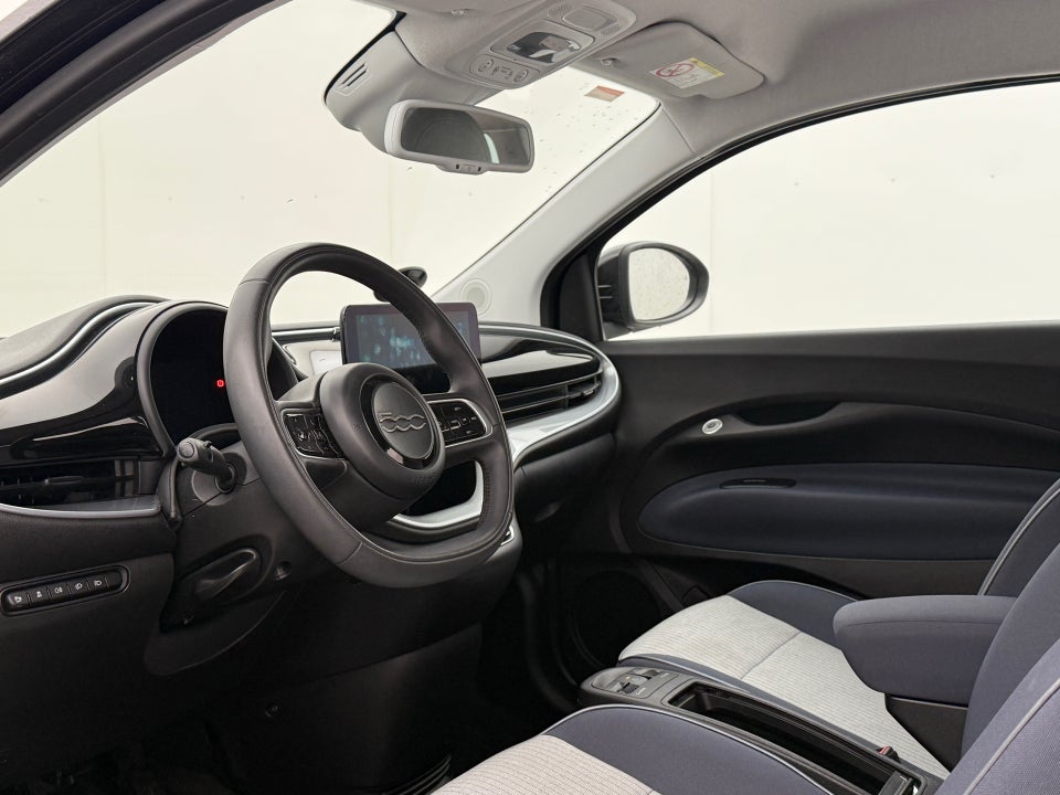 Fiat 500e 42 Passion 3d