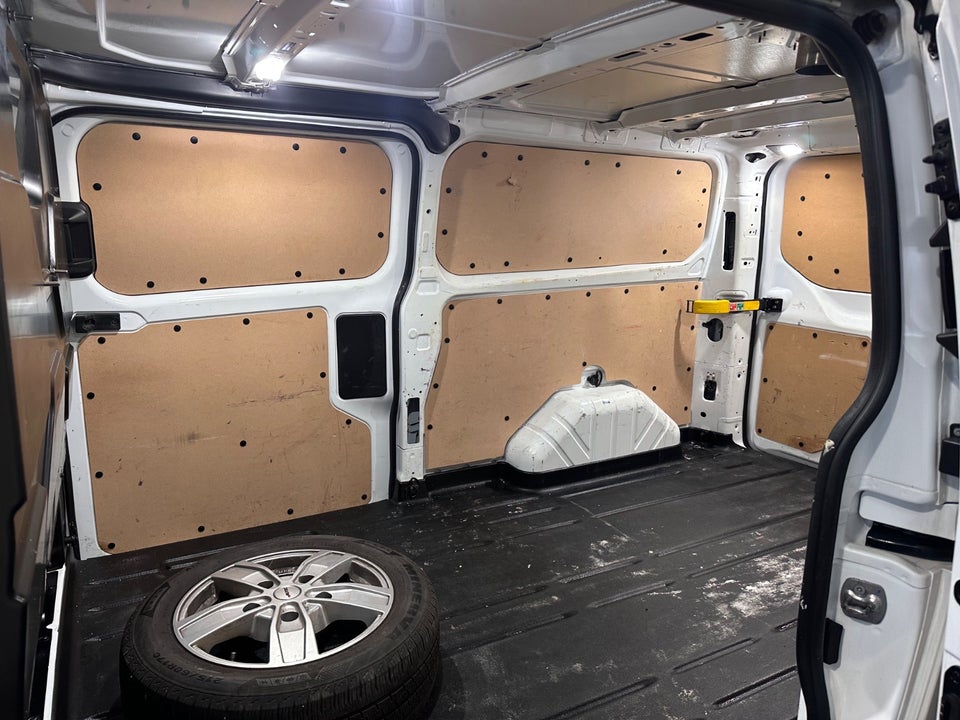 Ford Transit Custom 320L 2,0 TDCi 185 Sport aut.