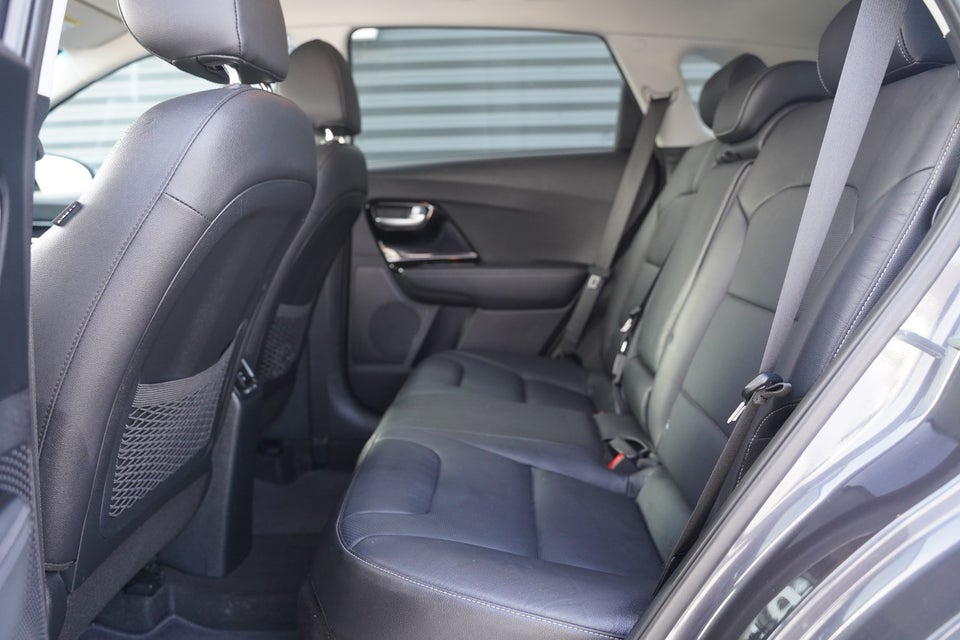 Kia Niro 1,6 PHEV Advance DCT 5d