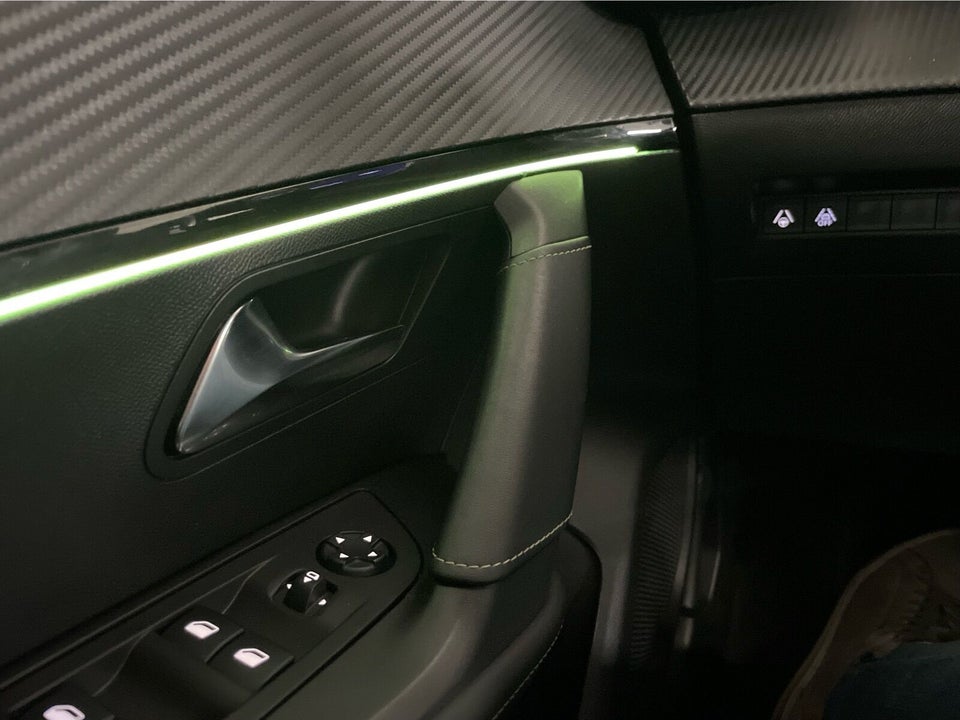 Peugeot 2008 1,2 PureTech 130 GT EAT8 5d