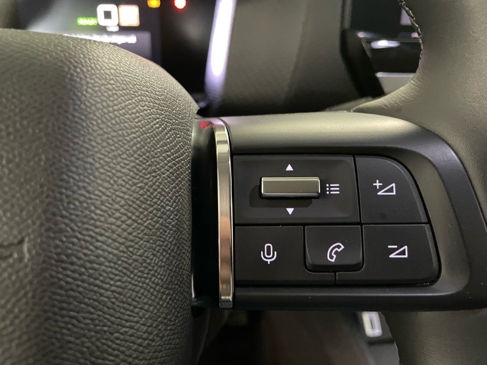 Citroën ë-C4 X 50 Concorde 4d