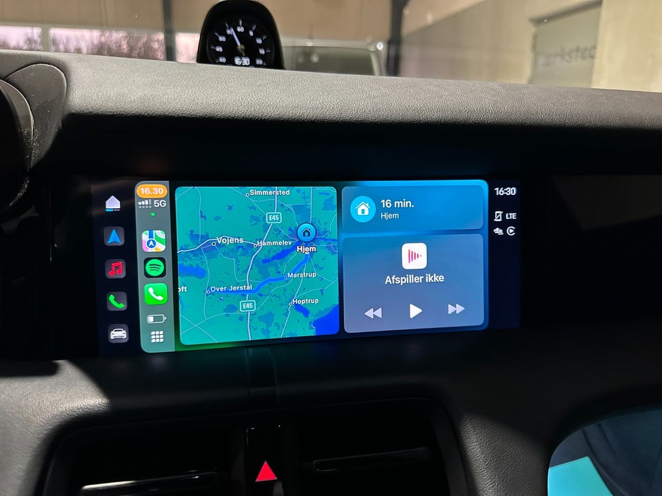 Porsche Taycan Performance+ 4d