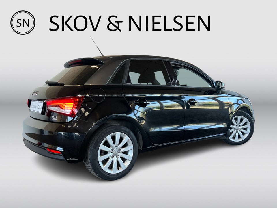 Audi A1 1,0 TFSi 95 Sport Sportback 5d