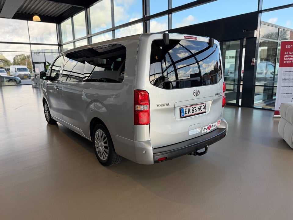 Toyota ProAce Verso 2,0 D 150 Long Family 4d