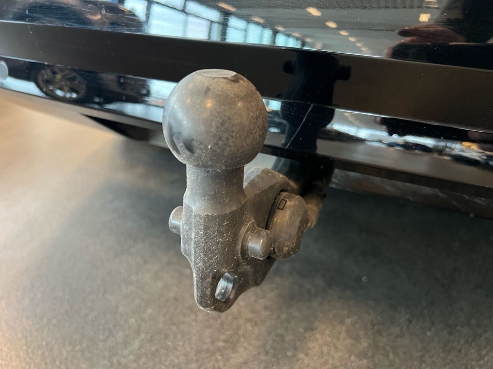 Ford Capri 79 Premium Extended Range AWD 5d