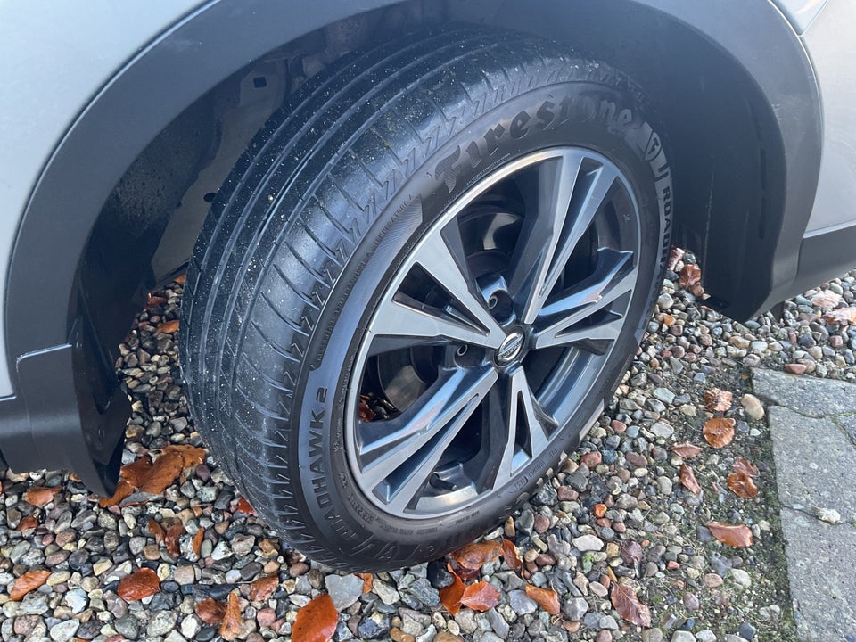 Nissan Qashqai 1,3 Dig-T 140 N-Connecta 5d