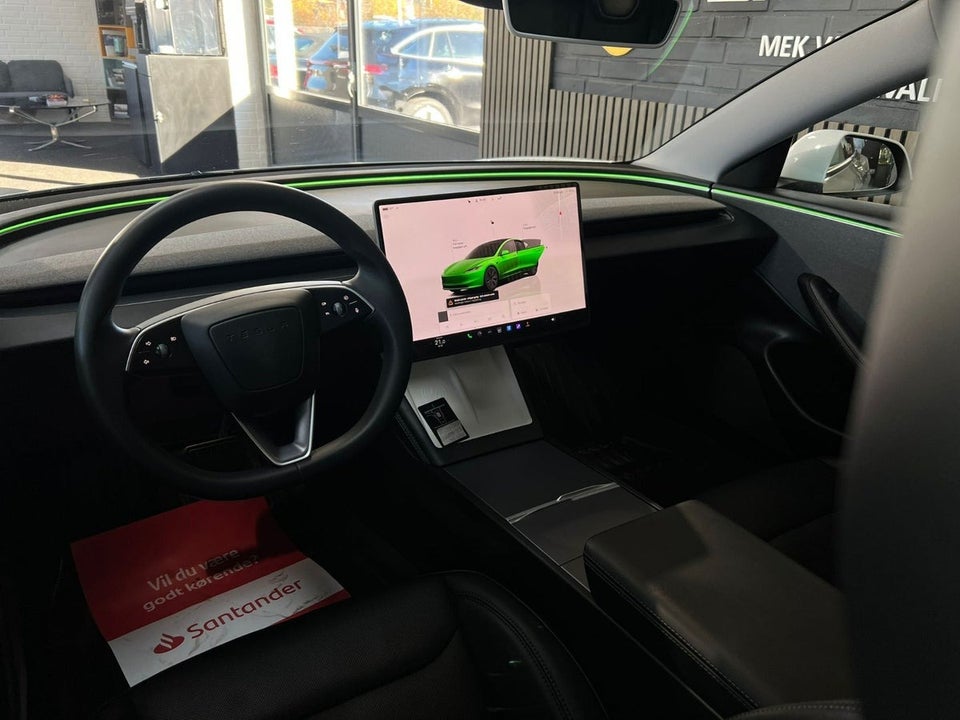 Tesla Model 3 RWD 4d