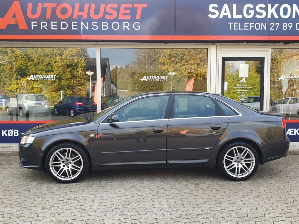 Audi A4 1,8 T 163 4d