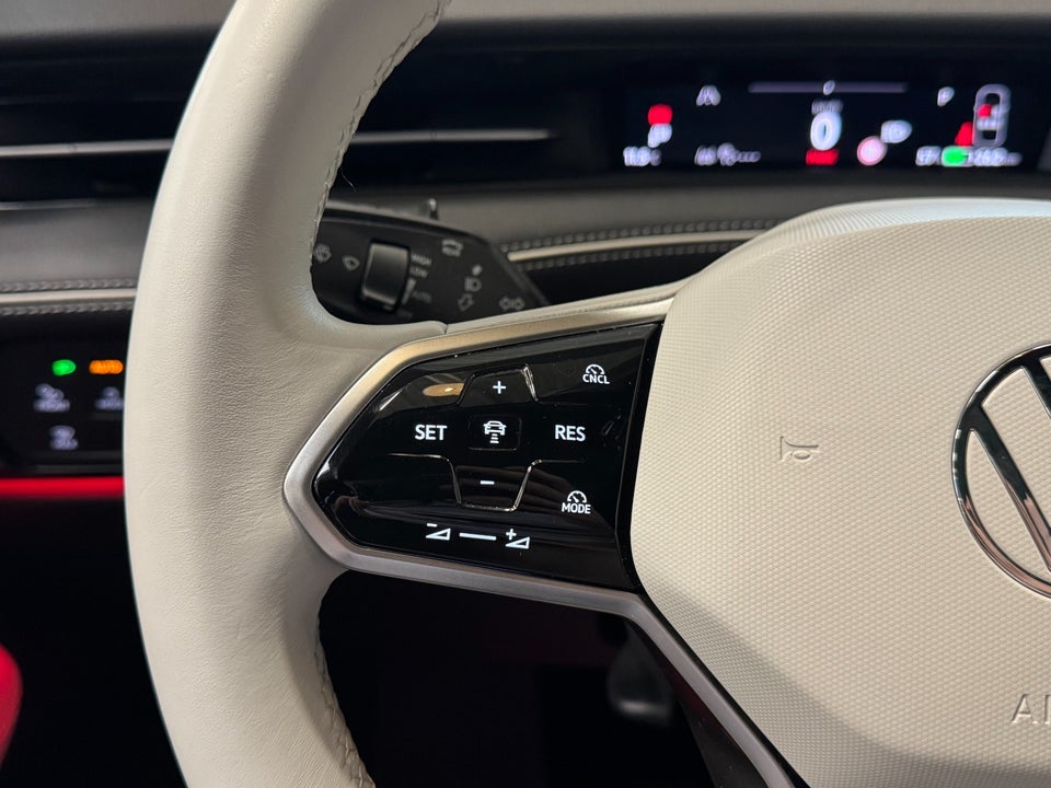 VW ID.7 77 Style+ Tourer 5d