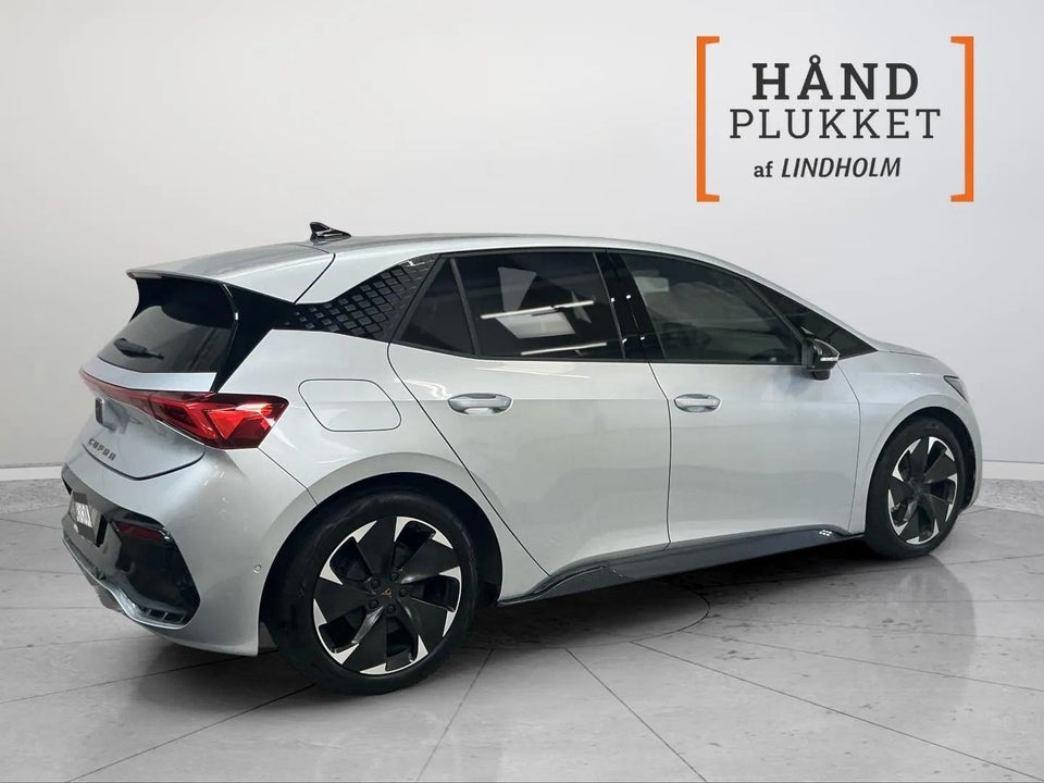 Cupra Born 77 e-Boost Dinamica Pack 5d