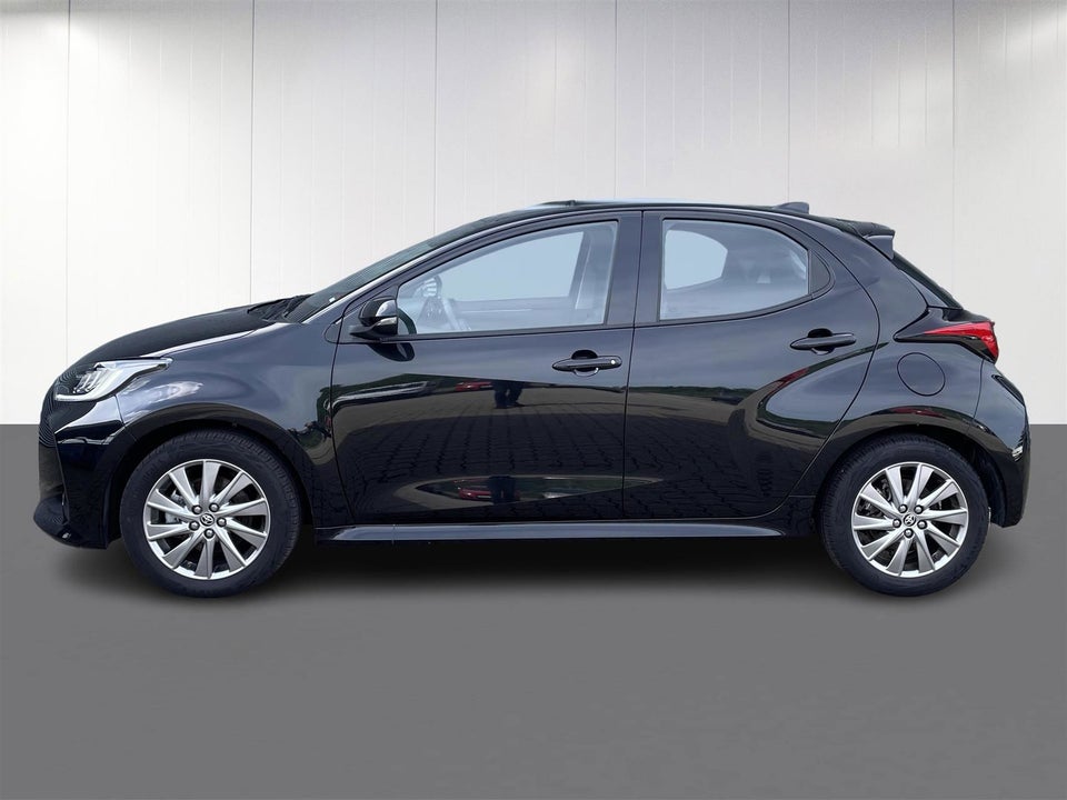 Toyota Yaris 1,5 Hybrid Active Tech e-CVT 5d