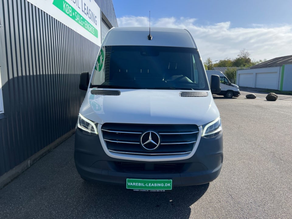 Mercedes Sprinter 319 3,0 CDi A3 Kassevogn aut. RWD