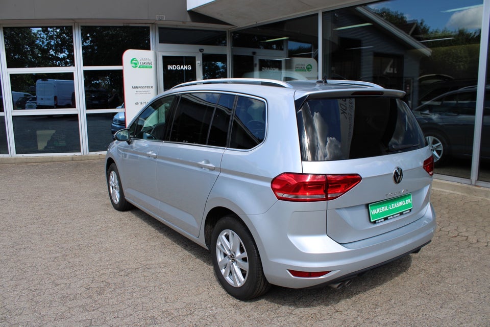 VW Touran 2,0 TDi 150 Comfortline DSG Van 5d