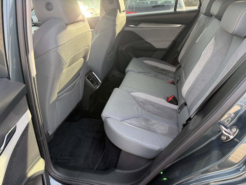 Skoda Enyaq 80 iV Lounge 5d