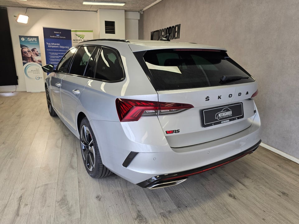 Skoda Octavia 1,4 TSi iV RS Combi DSG 5d