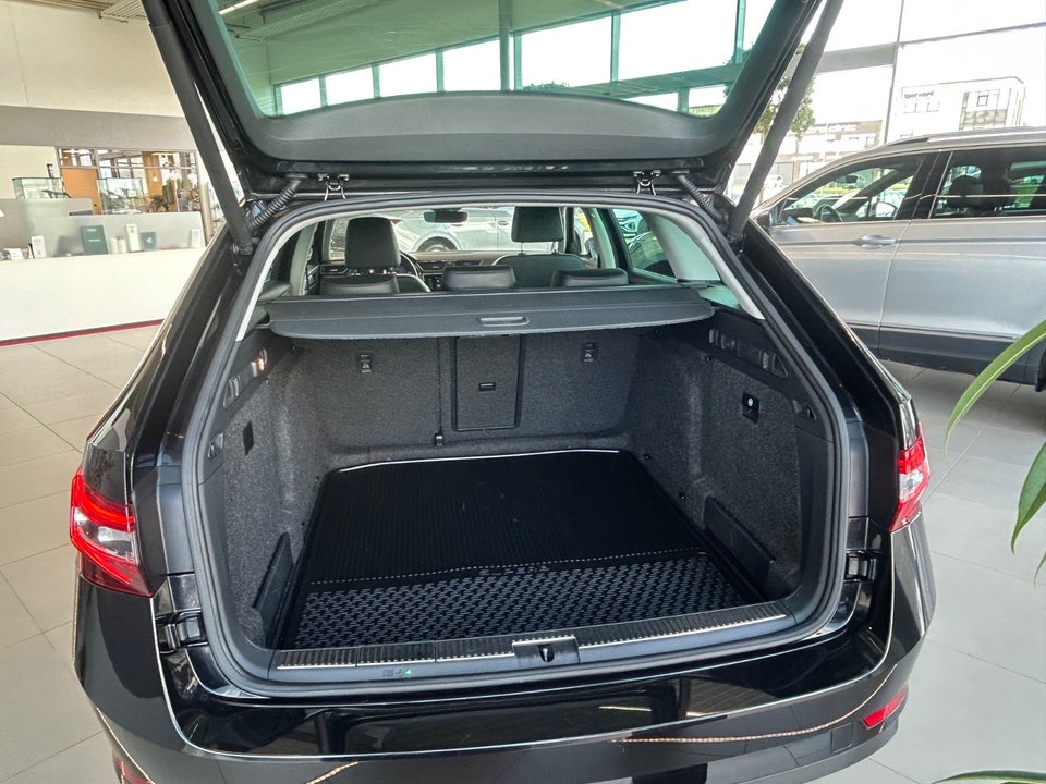 Skoda Superb 1,5 TSi 150 Business Combi DSG 5d