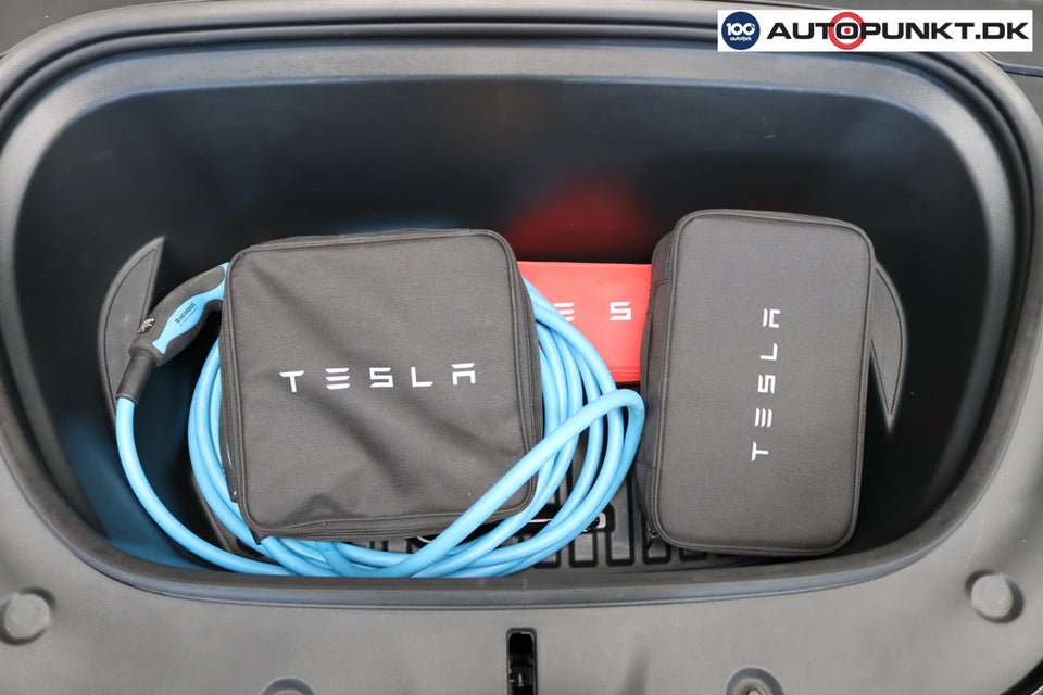 Tesla Model Y Long Range AWD 5d