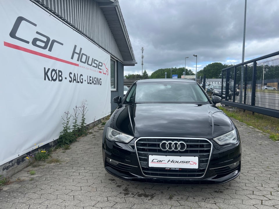 Audi A3 1,8 TFSi 180 Ambiente S-tr. 4d