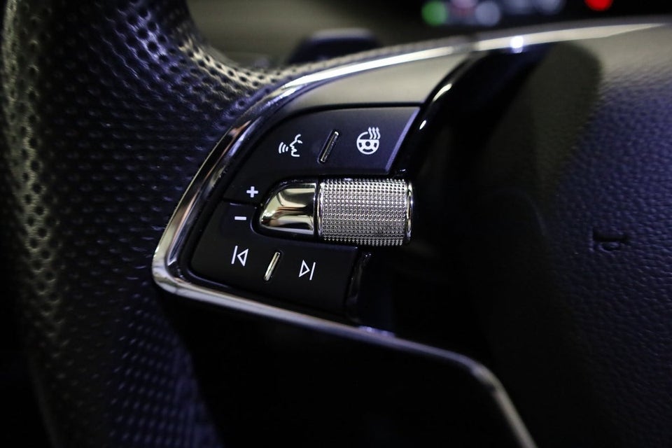 Skoda Enyaq 80 iV Plus Suite 5d