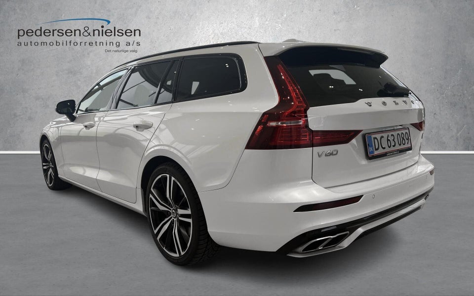 Volvo V60 2,0 T6 ReCharge R-Design aut. AWD 5d