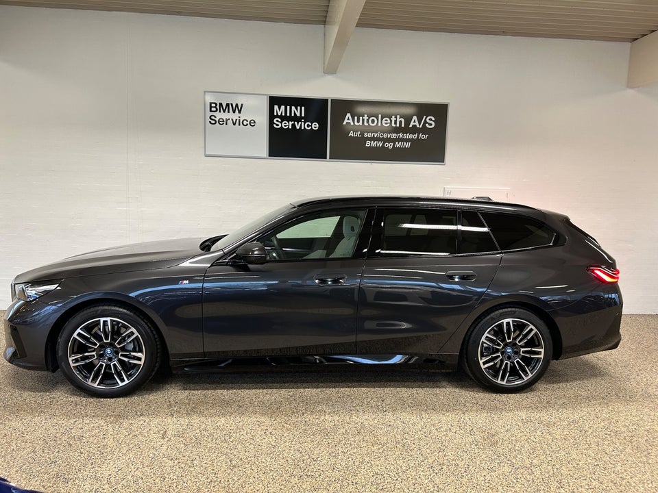 BMW i5 eDrive40 Touring Fully Charged M-Sport 5d