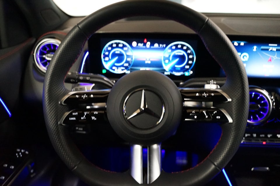 Mercedes EQB250+ AMG Line 5d