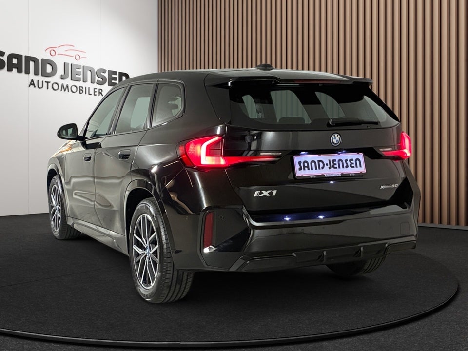 BMW iX1 xDrive30 M-Sport Premium 5d