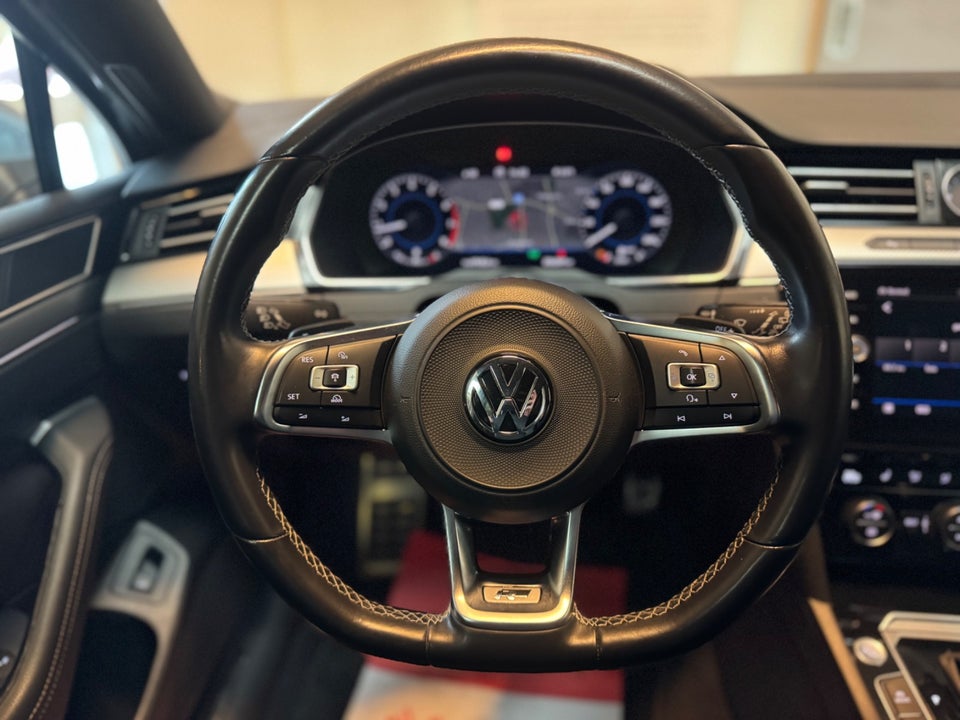 VW Passat 1,4 TSi 150 R-line Variant DSG BMT 5d