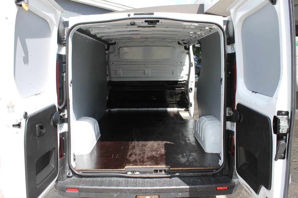 Renault Trafic T29 2,0 dCi 120 L2H1