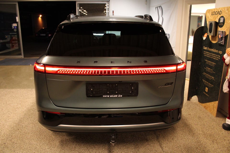 Xpeng G9 Performance 5d