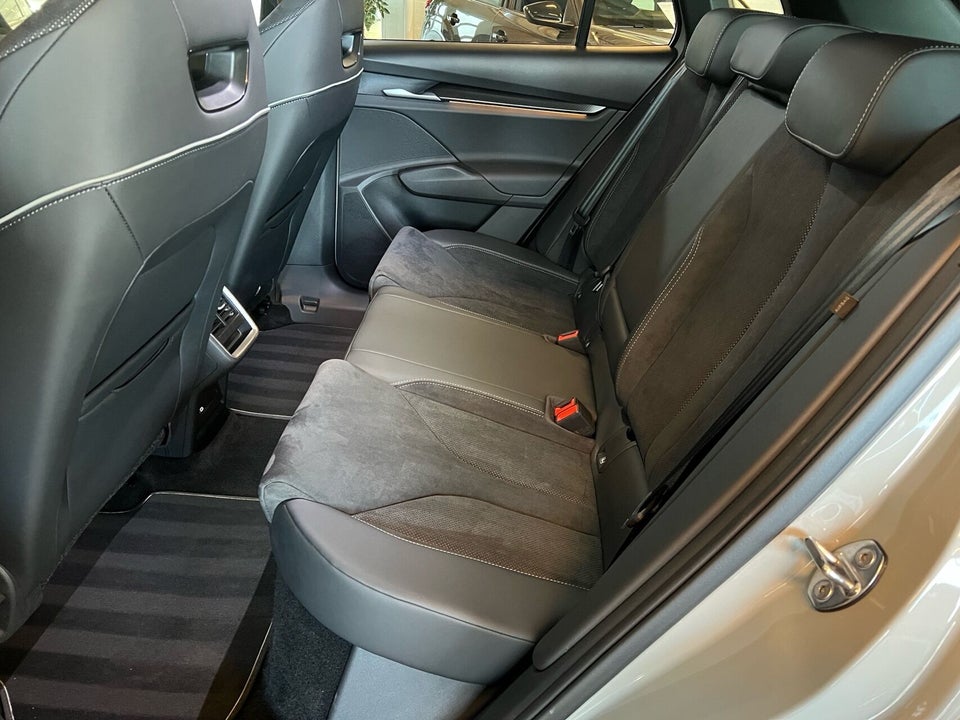 Skoda Elroq 85 iV Sportline Premium 5d