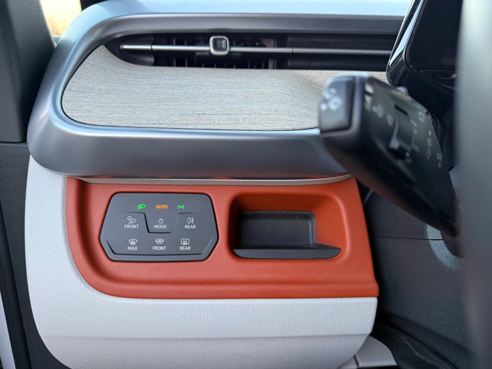 VW ID.Buzz 77 Pro SWB 5d