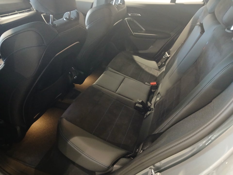 BMW iX2 eDrive20 M-Sport 5d