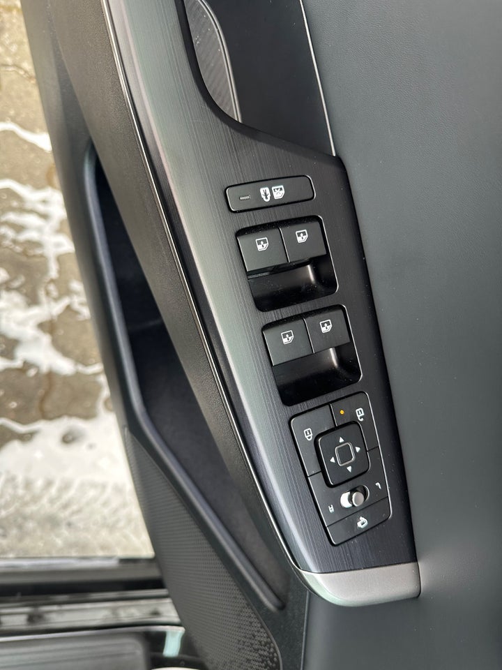 Kia EV6 84 Long Range Upgrade 5d