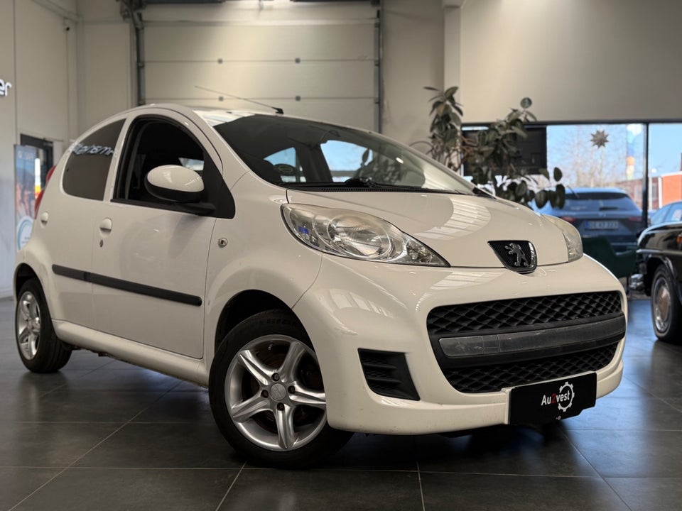 Peugeot 107 1,0 Active 5d