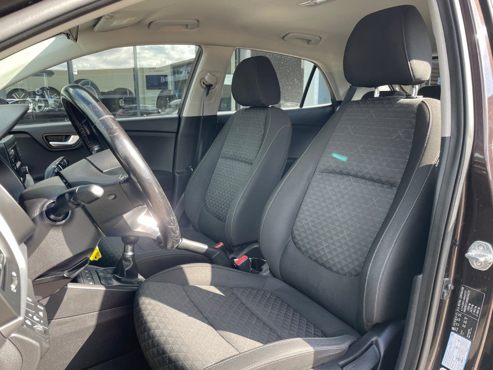 Kia Rio 1,2 CVVT Premium 5d
