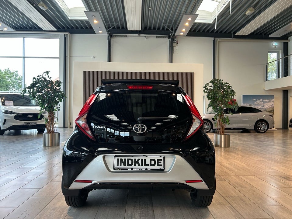 Toyota Aygo 1,0 VVT-i x-sky x-shift 5d