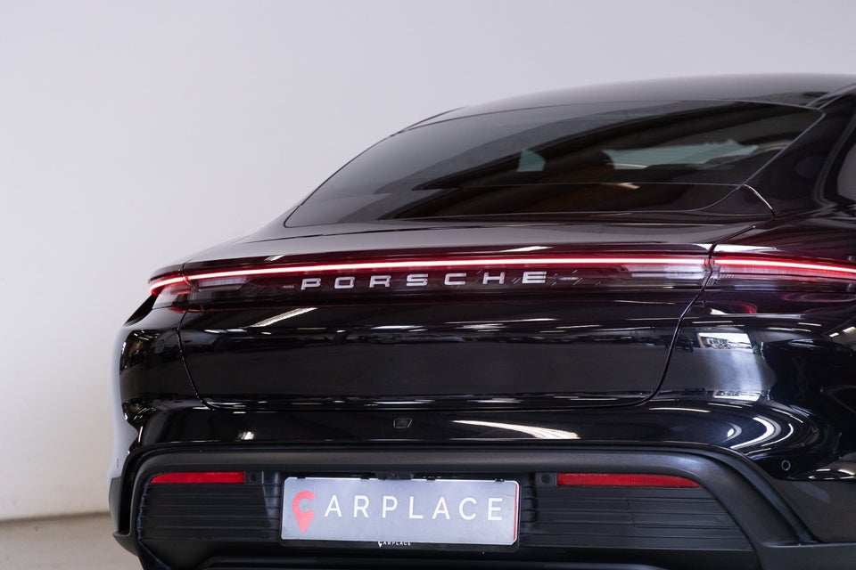 Porsche Taycan 4S Performance+ 4d