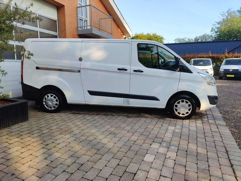 Ford Transit Custom 310L 2,2 TDCi 125 Trend Van 5d