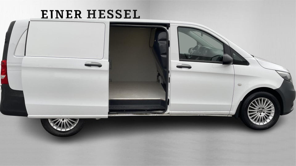 Mercedes eVito 129 Tourer PRO L Van