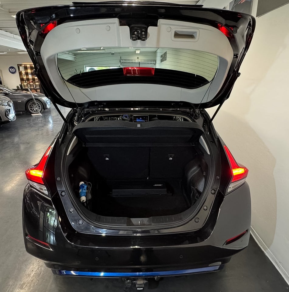 Nissan Leaf 62 e+ Tekna 5d