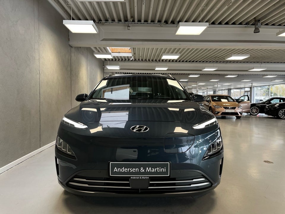 Hyundai Kona 39 EV Essential 5d