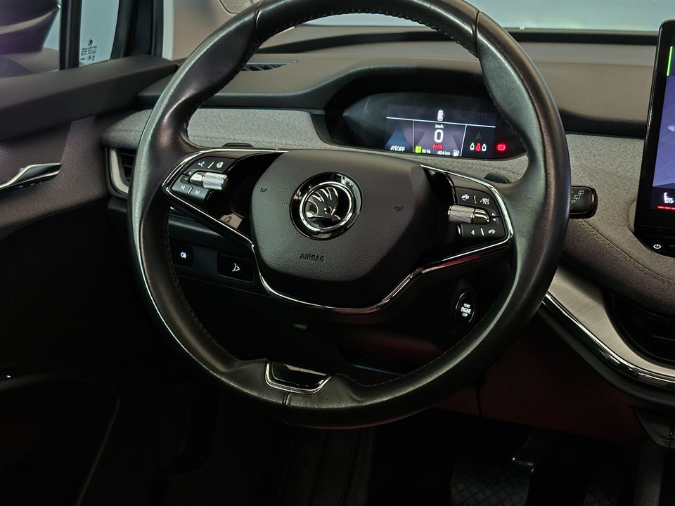 Skoda Enyaq 80 iV Plus 5d